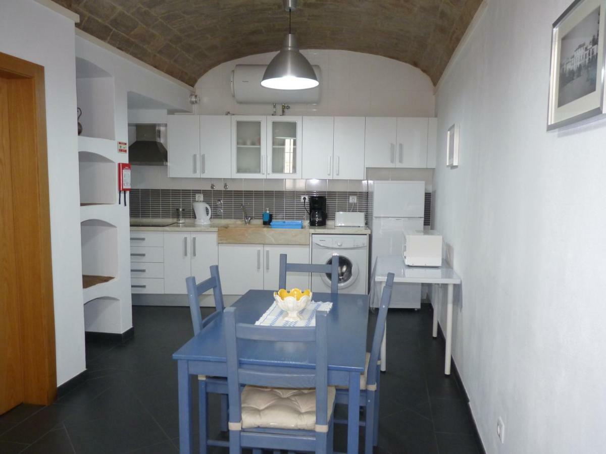 Páteo dos Oliveira - Casa dos Serviçais Évora Extérieur photo